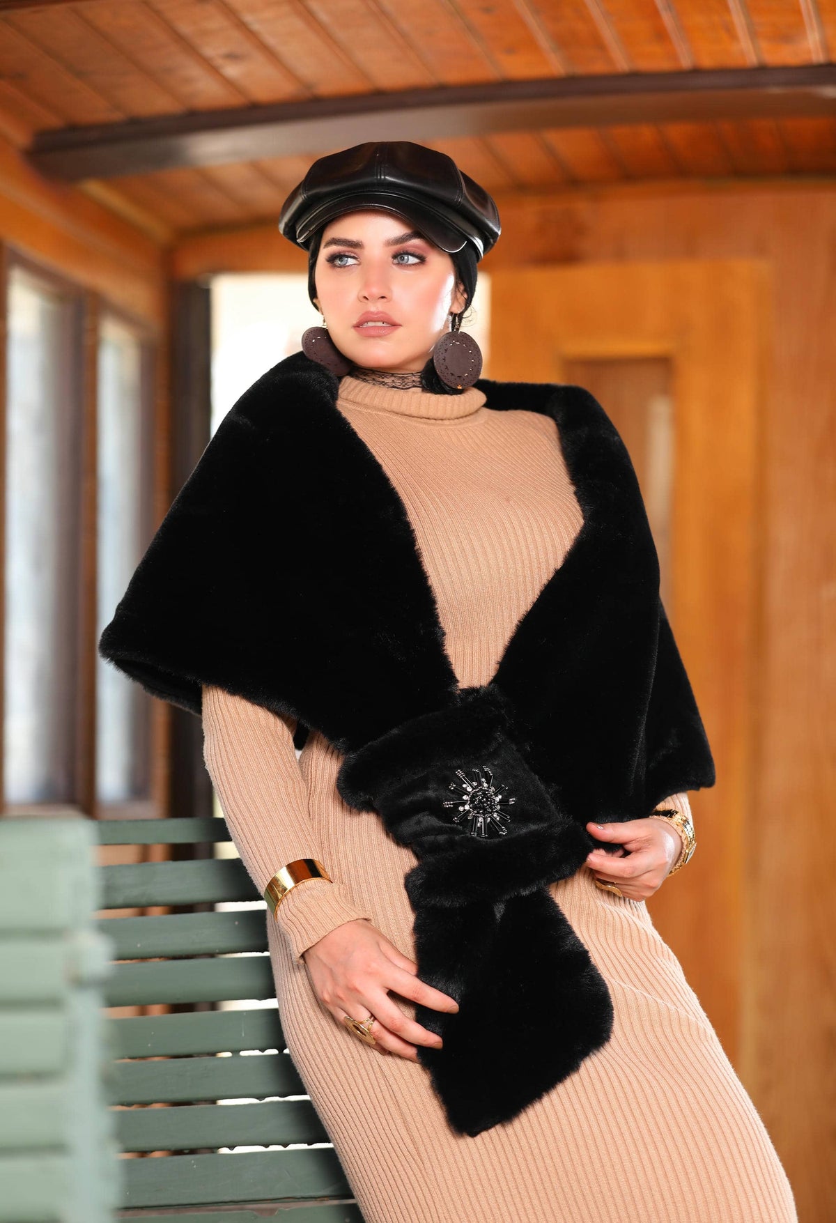 Faux Fur Shawl – 5055