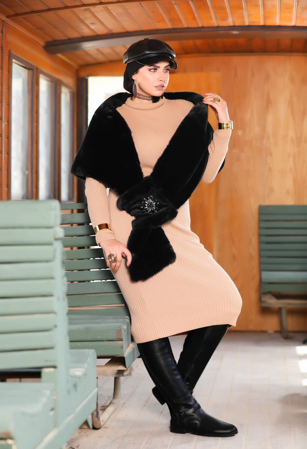 Faux Fur Shawl – 5055