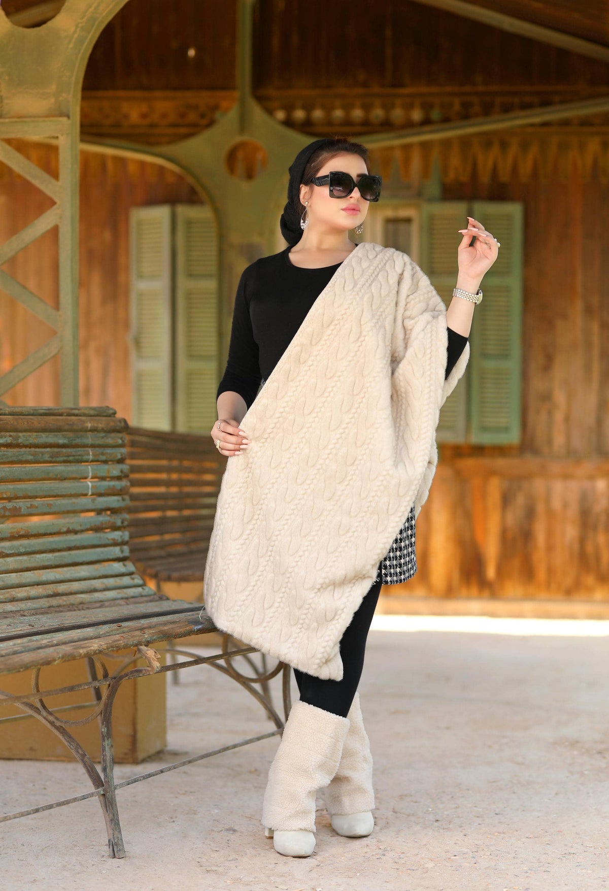 Faux Fur Shawl – 5041