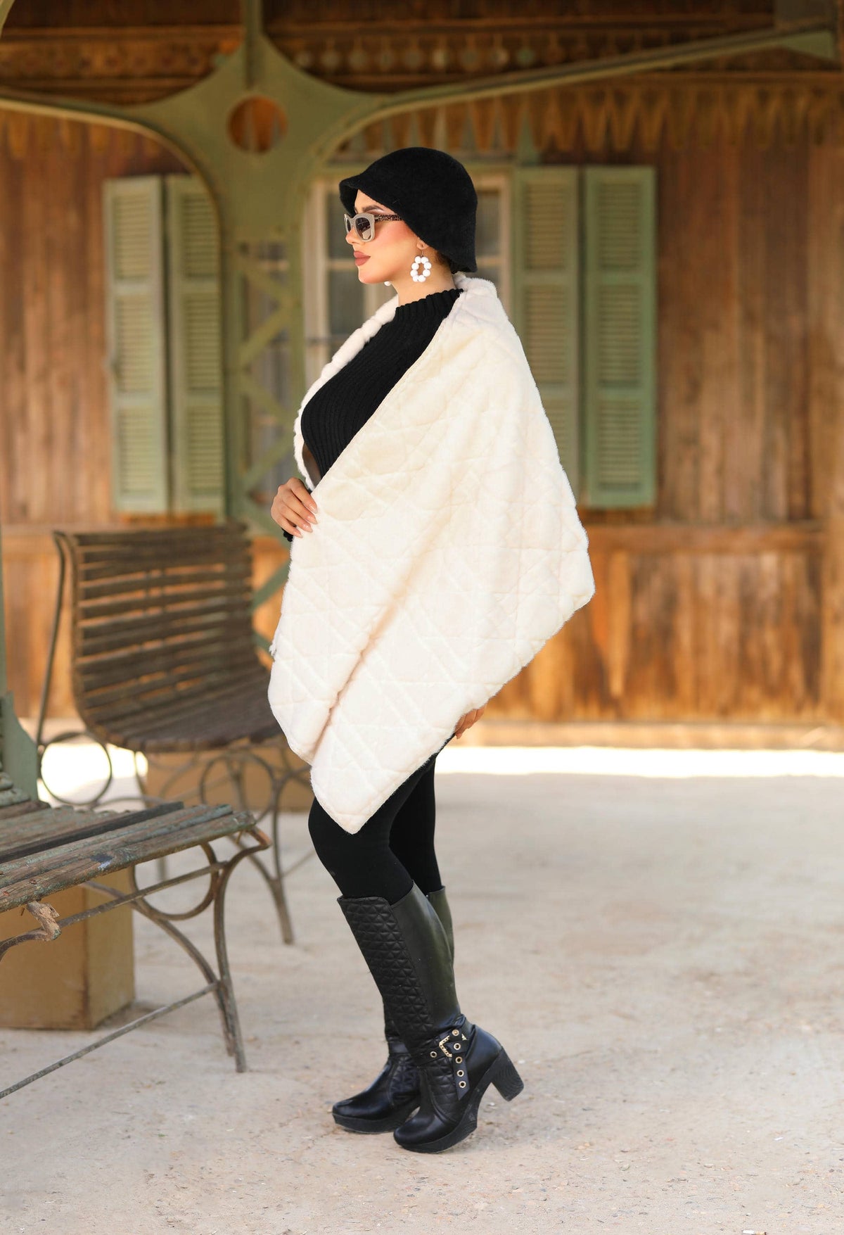Faux Fur Shawl – 5043
