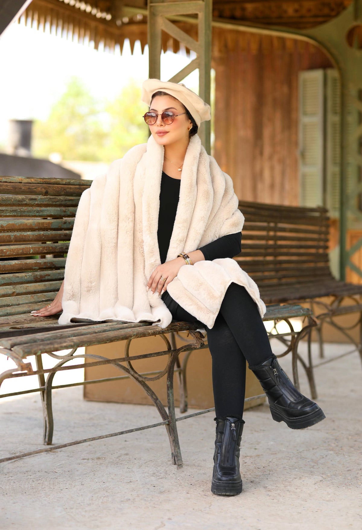 Faux Fur Shawl – 5046