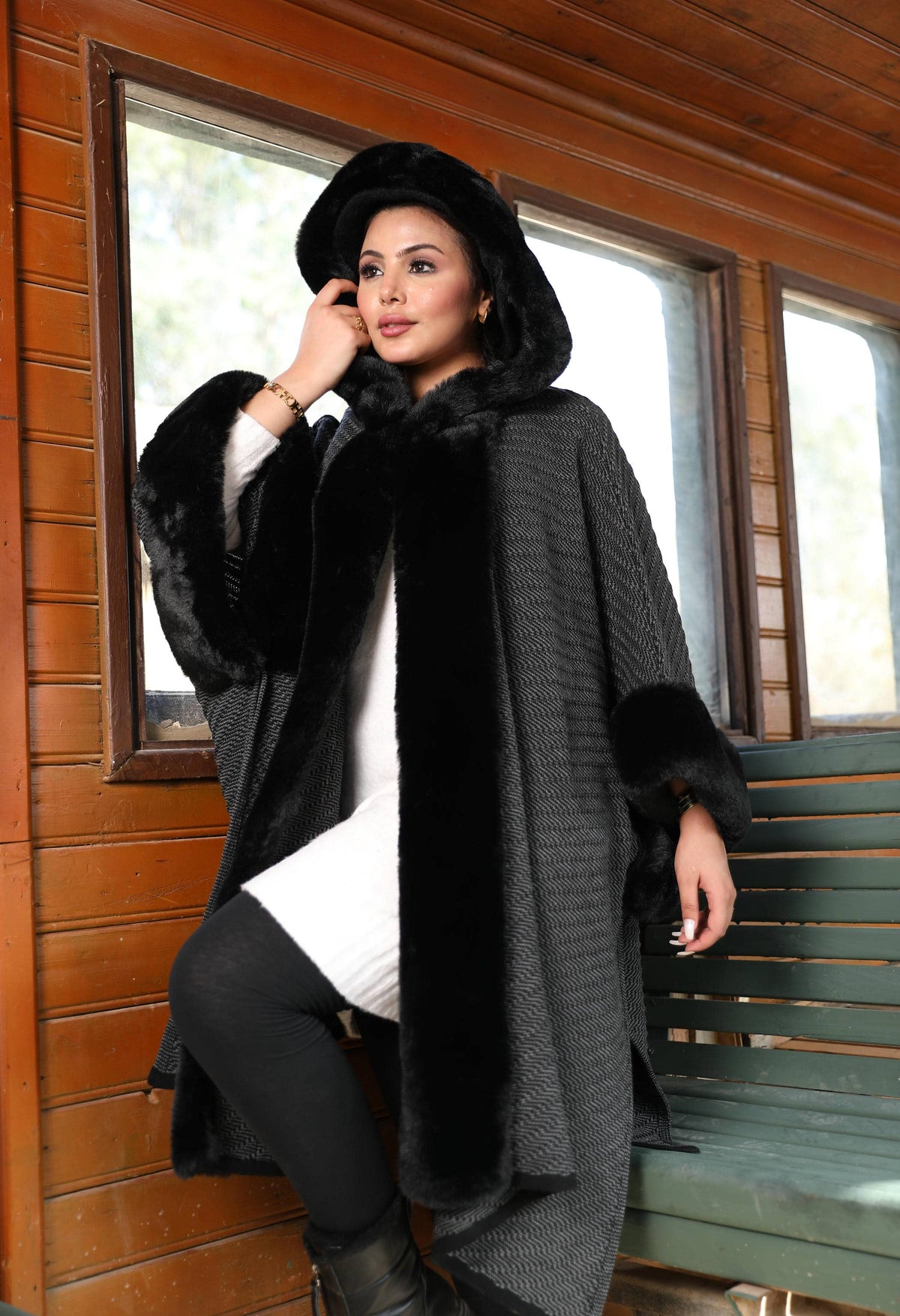 Knitted Cap with Faux Fur – 50013